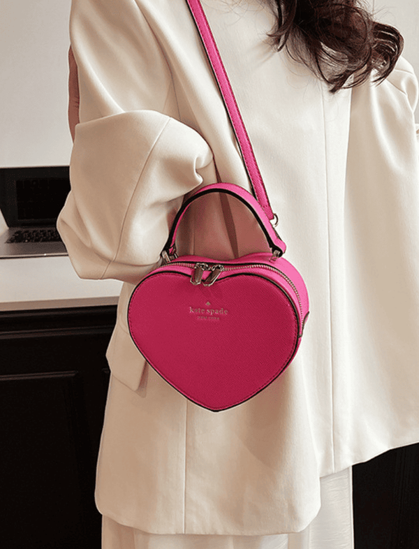 Bolso Corazón Liso Fucsia Ref. 1264