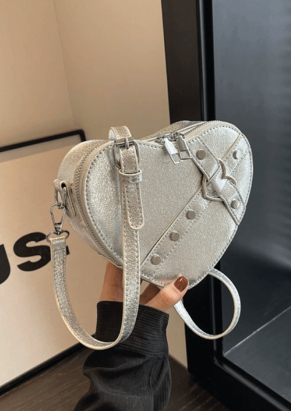Bolso Corazón Plateado Ref. 1275