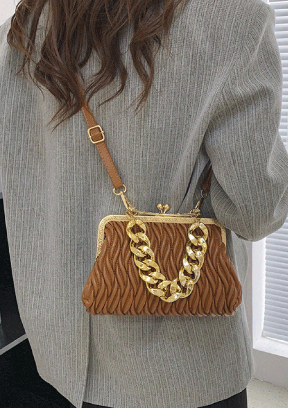 Bolso Clásico Café Ref. 1318