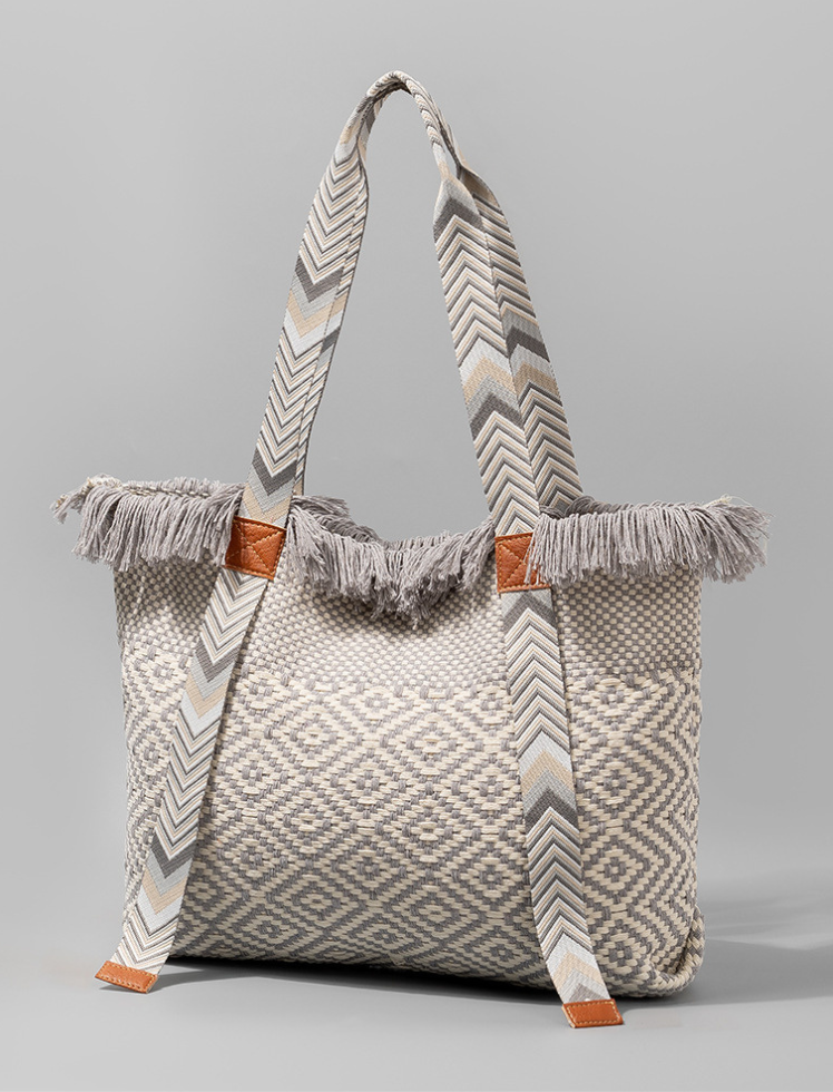 Bolso Playero Flecos Gris Ref. 1403