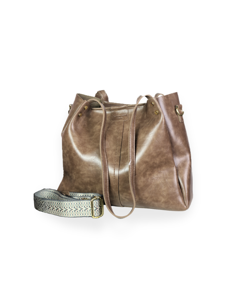 Bolso Grande Clásico Café Ref. 994