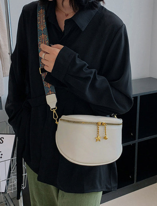 Bolso Tipo Riñonera Crema Ref. 675