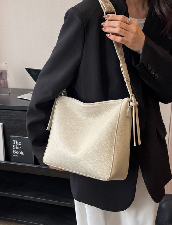 Bolso tipo cartera beige Ref. 766