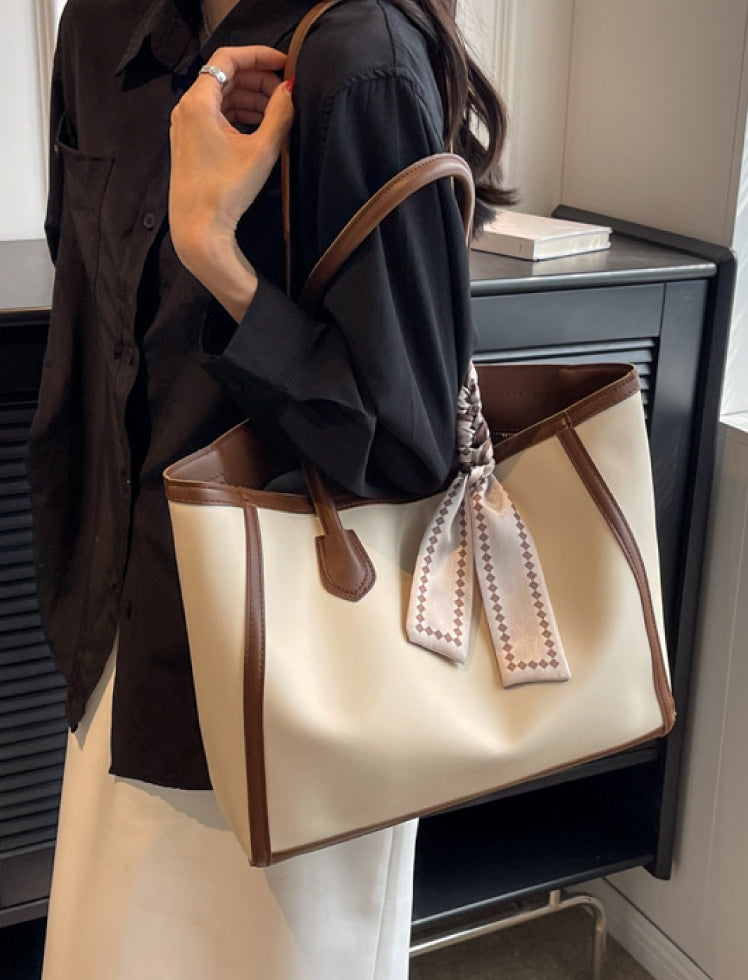 Bolso tipo cartera beige/café Ref. 779