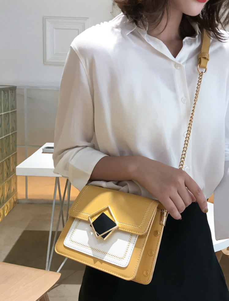 Bolso Broche Moderno Amarillo Ref. 983