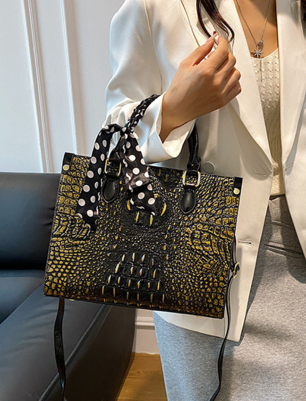 Bolso Croco Negro Ref. 1308