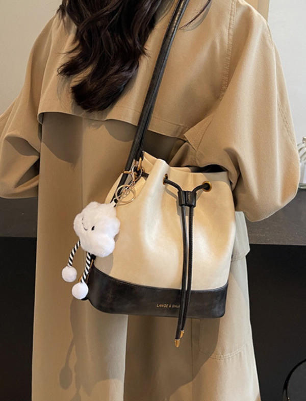 Bolso Bucket Blanco Ref. 1350