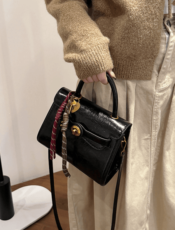 Bolso Carmesí Imperial Negro Ref. 1512