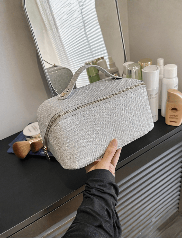 Cosmetiquera City Luxe Plateado Ref. 1673