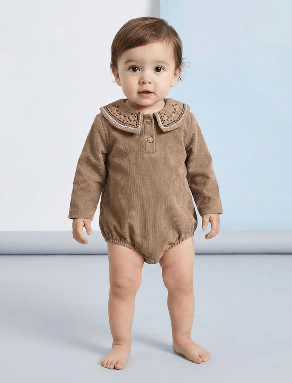 ENTERIZO CUELLO BORDADO CAFÉ Ref. BO11