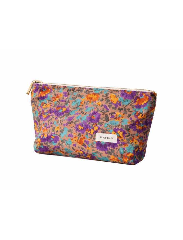 Cosmetiquera Bloom Case Morada Ref. C092