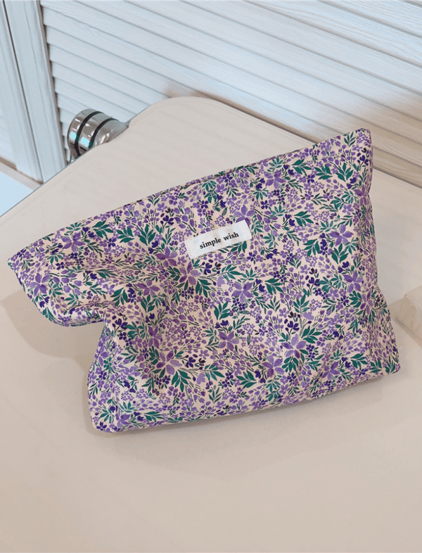 Cosmetiquera Bloom Soft Morado Ref. C094