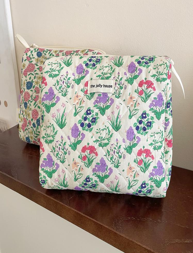 Cosmetiquera Floral Serenity Verde Ref. C111
