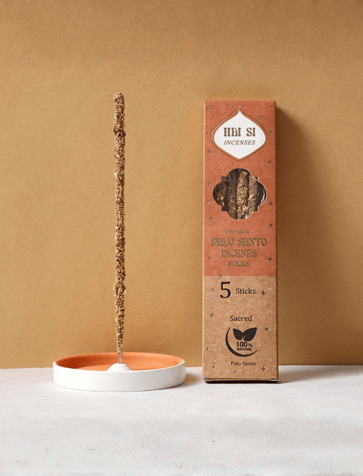 Incienso Artesanal Aromático Palo Santo + Base Ref. J140