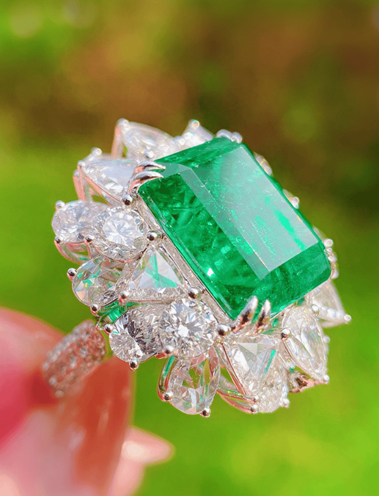 Anillo Emerald Empress Verde Ref. J80
