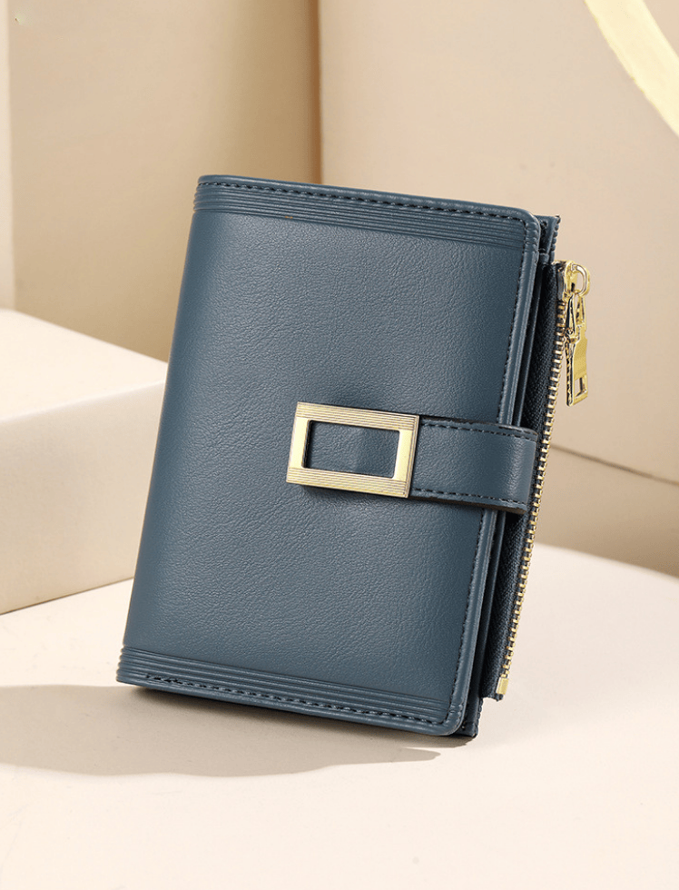 Billetera Classic Buckle Azul Ref. W112