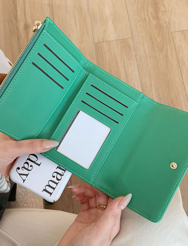 Billetera Botones Verde Ref. W136