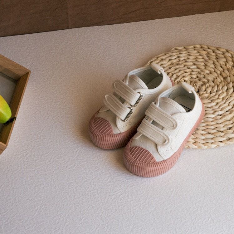 ZAPATOS DOBLE VELCRO BLANCO Y ROSADO